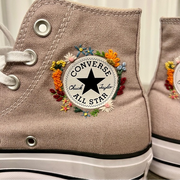 Embroidered Converse - Picture 3 of 7
